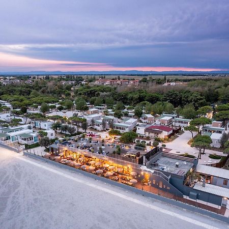 Club Del Sole Pini Boutique Resort Punta Marina Exterior photo